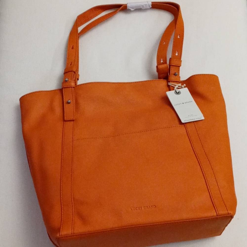 Gorgeous Lucky Brand Leather Tote